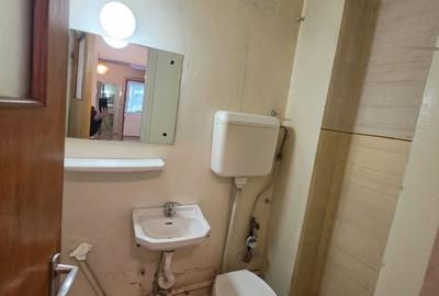 Apartament cu 4 camere semidecomandat în Titan - 3