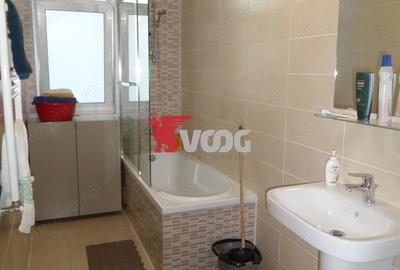 Apartament cu 3 camere decomandat în Circumvalațiunii - 11