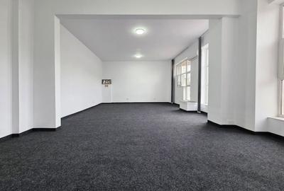 Spațiu comercial, de 192.47999572754 mp, în Faleza Nord - 12