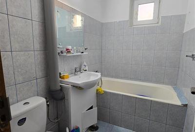 Apartament cu 2 camere decomandat în Alexandru cel Bun - 2