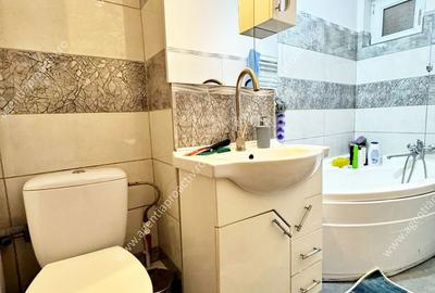 Apartament cu 2 camere decomandat în Micro 17 - 5