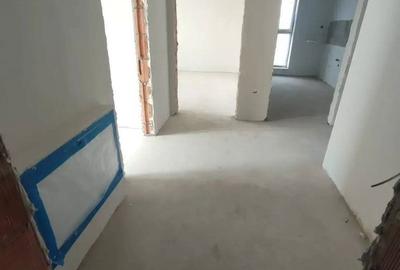 Apartament cu 3 camere în Titan