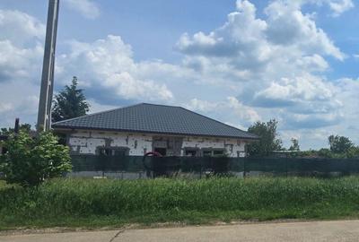 Casă cu 4 camere cu Teren 400 Mp în Rediu - 6