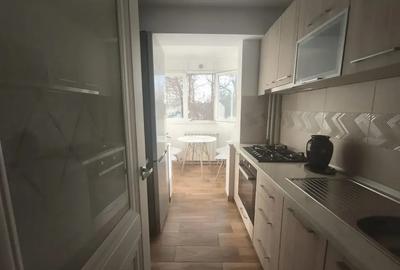 Apartament cu 3 camere decomandat, mobilat în Titan - 4