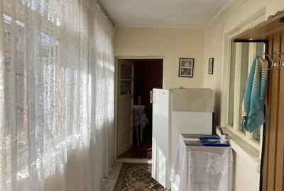 Casă cu 4 camere în Curtea de Argeș - 7