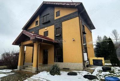 Vila Breaza 300mp,teren 1100mp,zona buna fara poluare , priveliste de top - 1