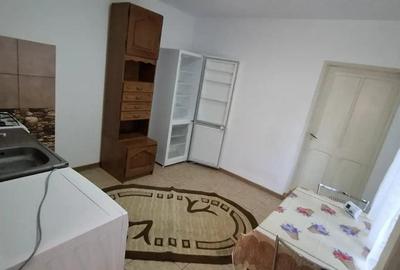 Casa de inchiriat - 2