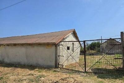 Casă cu 2 camere cu Teren 1722 Mp în Vadu - 18