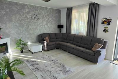 Casă cu 4 camere în 1 Decembrie - 3