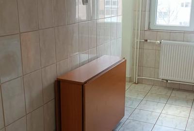 Garsonieră decomandată în Progresul