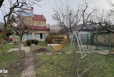 Casă cu 8 camere cu Canalizare în Valu lui Traian - 1