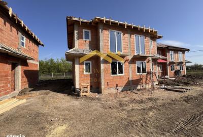 Casă cu 3 camere în Remetea Mare