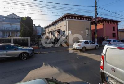 Spațiu comercial, de 146 mp, în Central - 6