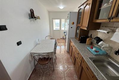 Apartament 3 camere, mobilat si utilat, ultracentral, etaj 9/10 - 2