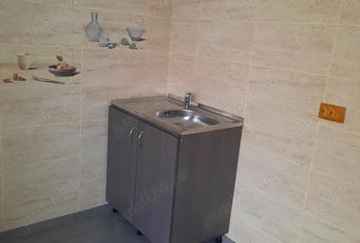 Apartament cu 3 camere decomandat în Sud - 1