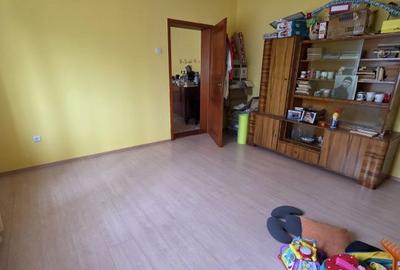 Casă cu 5 camere cu Teren 1800 Mp în Central - 12