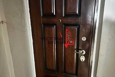 Apartament 2 camere, 50mp, p/4, fara imbunatiri, Titan Potcoava - 5