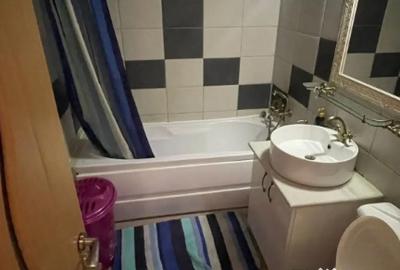 Apartament cu 2 camere decomandat în E3 - 7