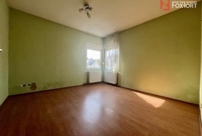 Casă individuală cu 7 camere cu Canalizare în Girocului - 7