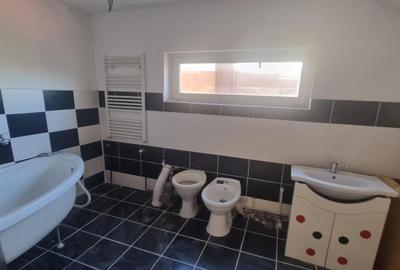 Casă cu 3 camere cu Teren 170 Mp în Brestei - 5