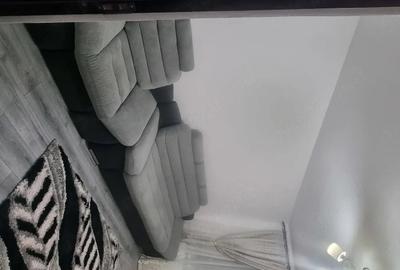 Apartament cu 3 camere decomandat în Cet - 4