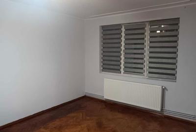 Apartament cu 2 camere semidecomandat în Central - 4