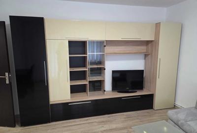 Apartament cu 3 camere decomandat în Spitalul Județean - 11