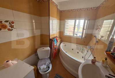 Apartament de vanzare, cu 3 camere, 87 mp, zona Ciuperca Malmo - 9