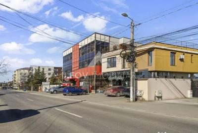 Spațiu comercial, de 598 mp, în Central - 3