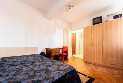 Vand garsoniera la Universitate, situata pe Calea Victoriei - 6