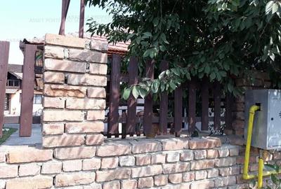Casă cu 2 camere cu Teren 363 Mp în Central - 2
