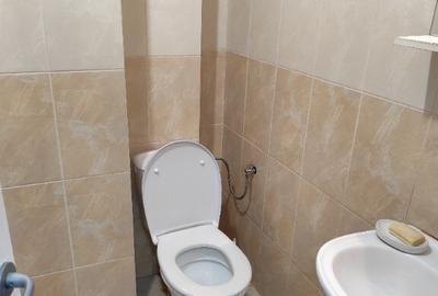 Inchiriez urgent apartament 2 camere in zona intre lacuri. - 6