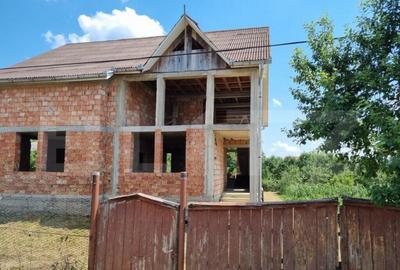 Casa de vanzare la ro?u, Ca?eiu 250 mp utili ?i te - 4