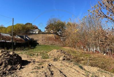 Teren intravilan Pitesti - lot de 400 mp - Comision 0 - 5