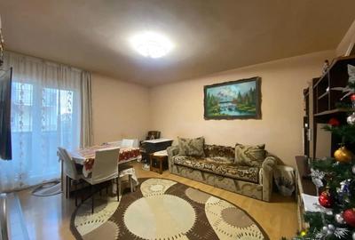 Apartament cu 3 camere decomandat în Gușterița - 2