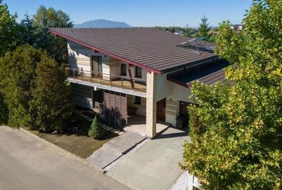 Casă deosebită de vânzare în Sânpetru | Teren 1400 mp - 36