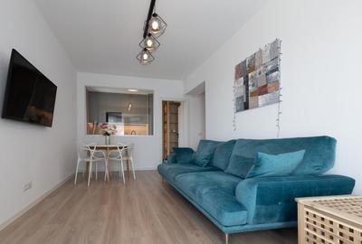 Apartament cu 3 camere decomandat în 13 Septembrie - 15