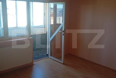 Apartament 3 camere, 68 mp, strada Diaconu Coresi - 1