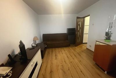 Apartament 2 camere, 38 mp, decomandat, ac, balcon, loc parcare, Brancoveanu - 2