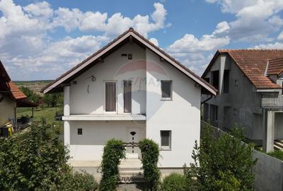 Casă individuală cu 4 camere cu Teren 813 Mp în Nord - 1