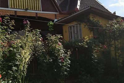 Casă cu 4 camere în Sărmășel