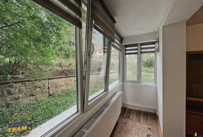 Apartament cu 3 camere decomandat, mobilat în Simeria - 4