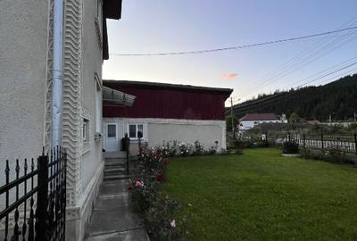 Vând casa de locuit - 12