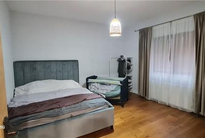 Casă cu 6 camere cu Teren 923 Mp în Târnova - 9