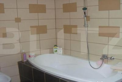 Casă cu 7 camere cu Teren 8900 Mp în Unirii - 3