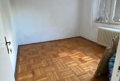 Apartament cu 3 camere semidecomandat în Sud - 7