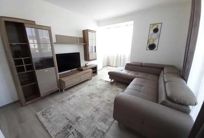 Inchiriem Apartament 2 Camere, Modern, Decomandat, Tractorul