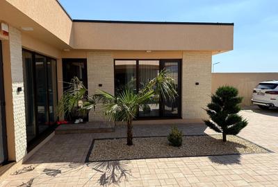 Complex de case individuale cu 3 camere, pe parter. Comision 0 - 9