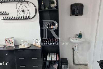 Spațiu comercial, de 27 mp, în Central - 7