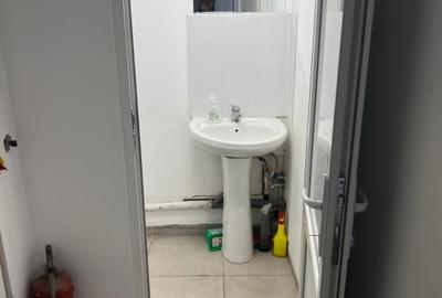 Spațiu comercial, de 50 mp, în Sebastian - 5